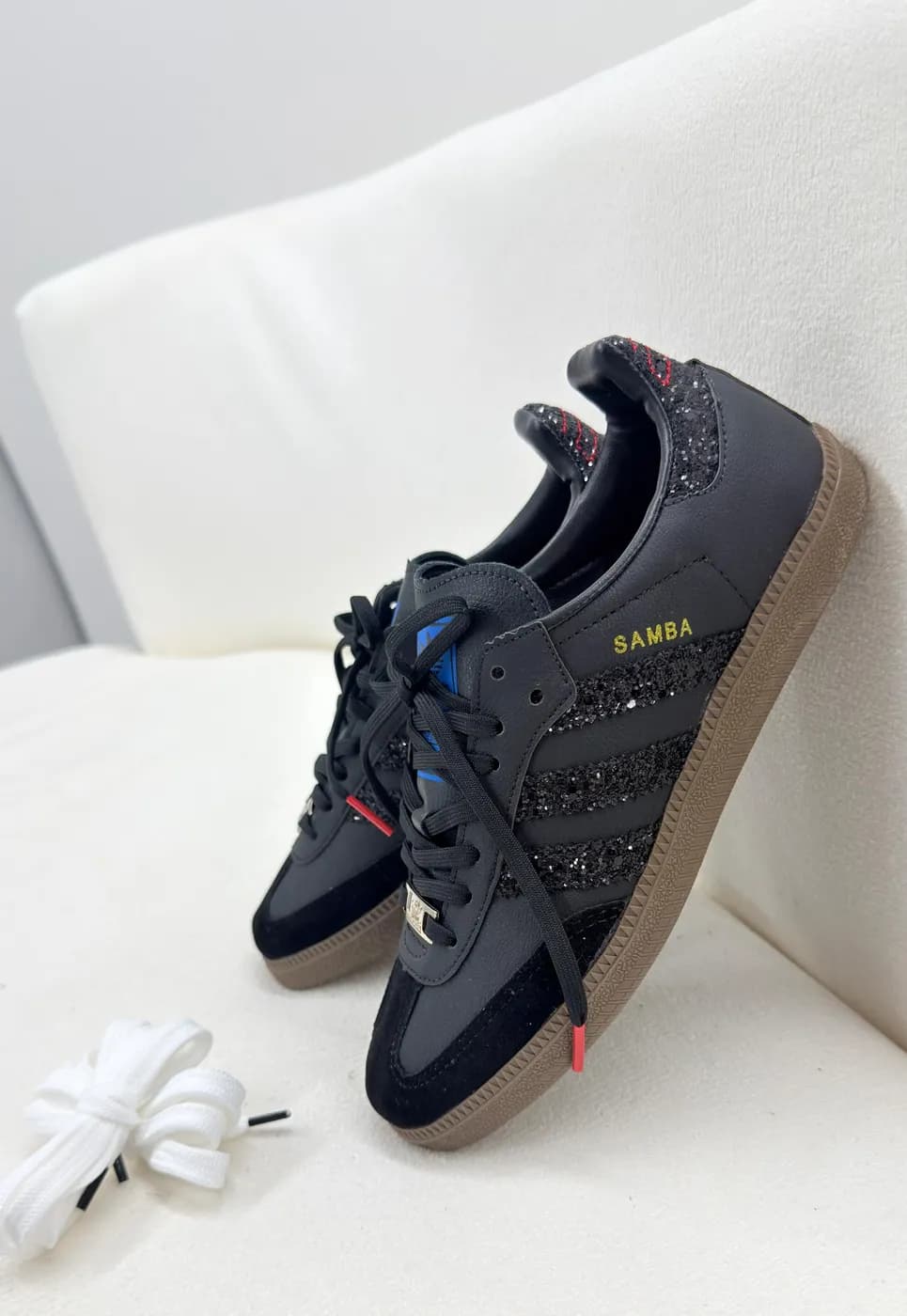 adidas Samba Preto Brilho, ângulo 1 de 2
