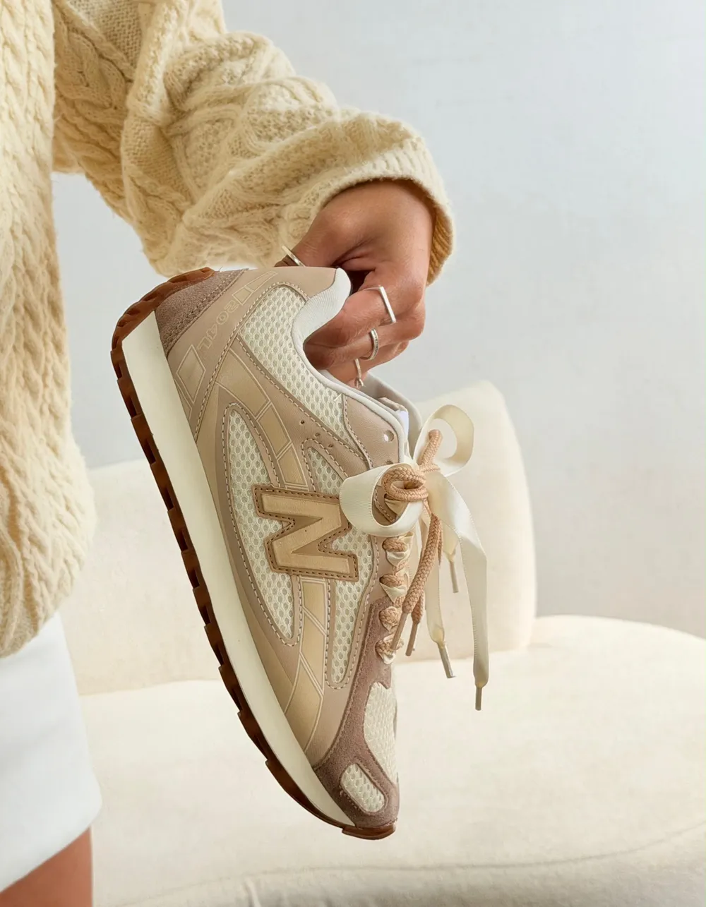 New Balance Bege