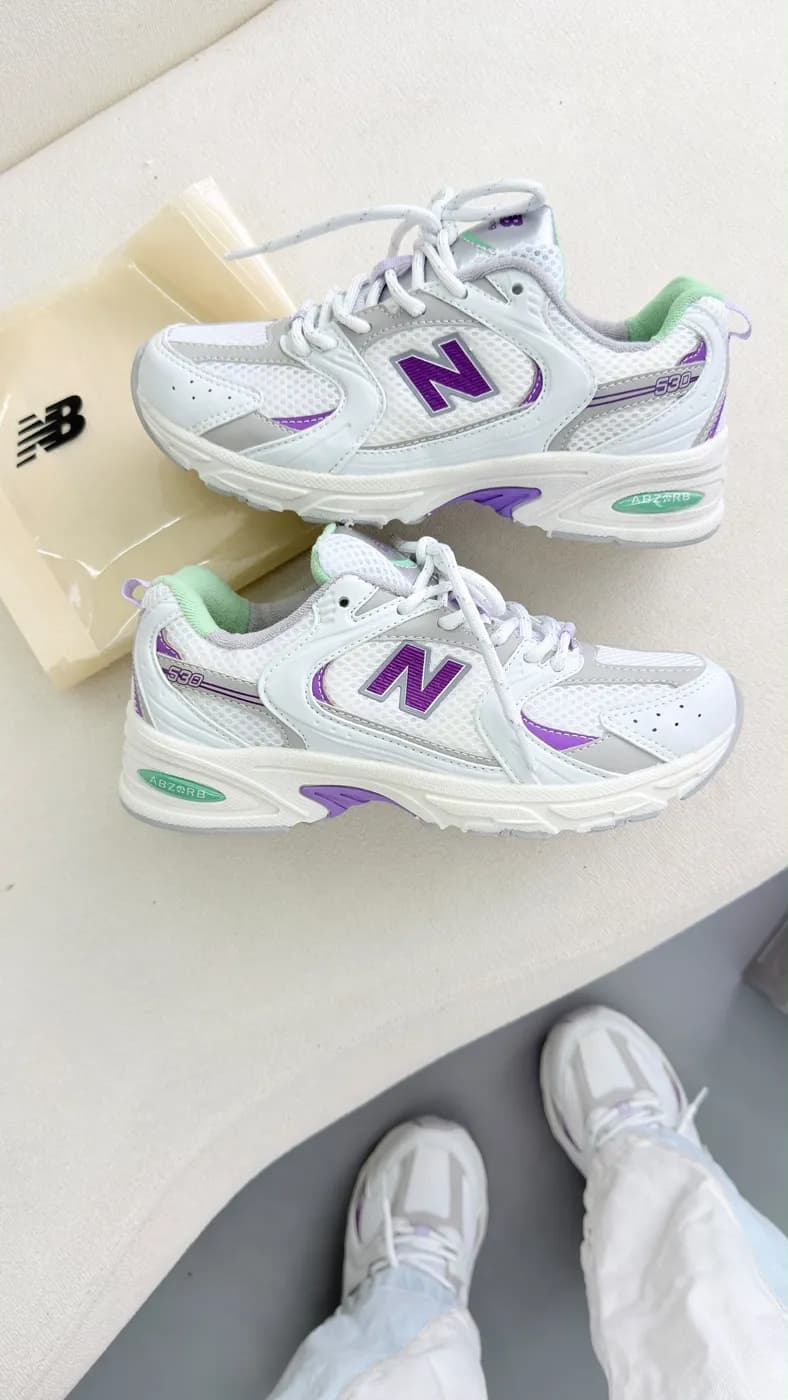 New Balance 530 Branco e Roxo
